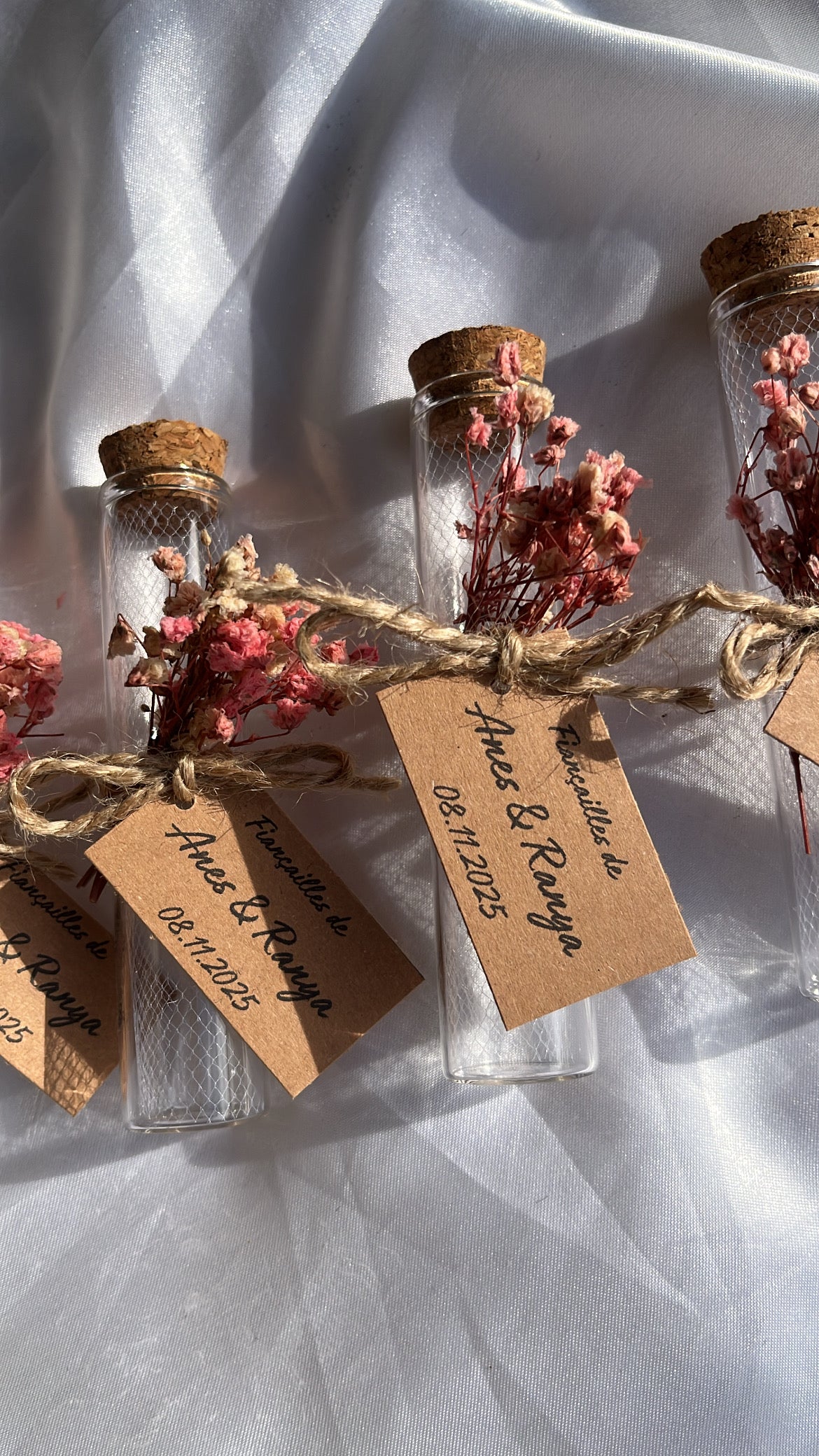 Lot de fioles en verre vides