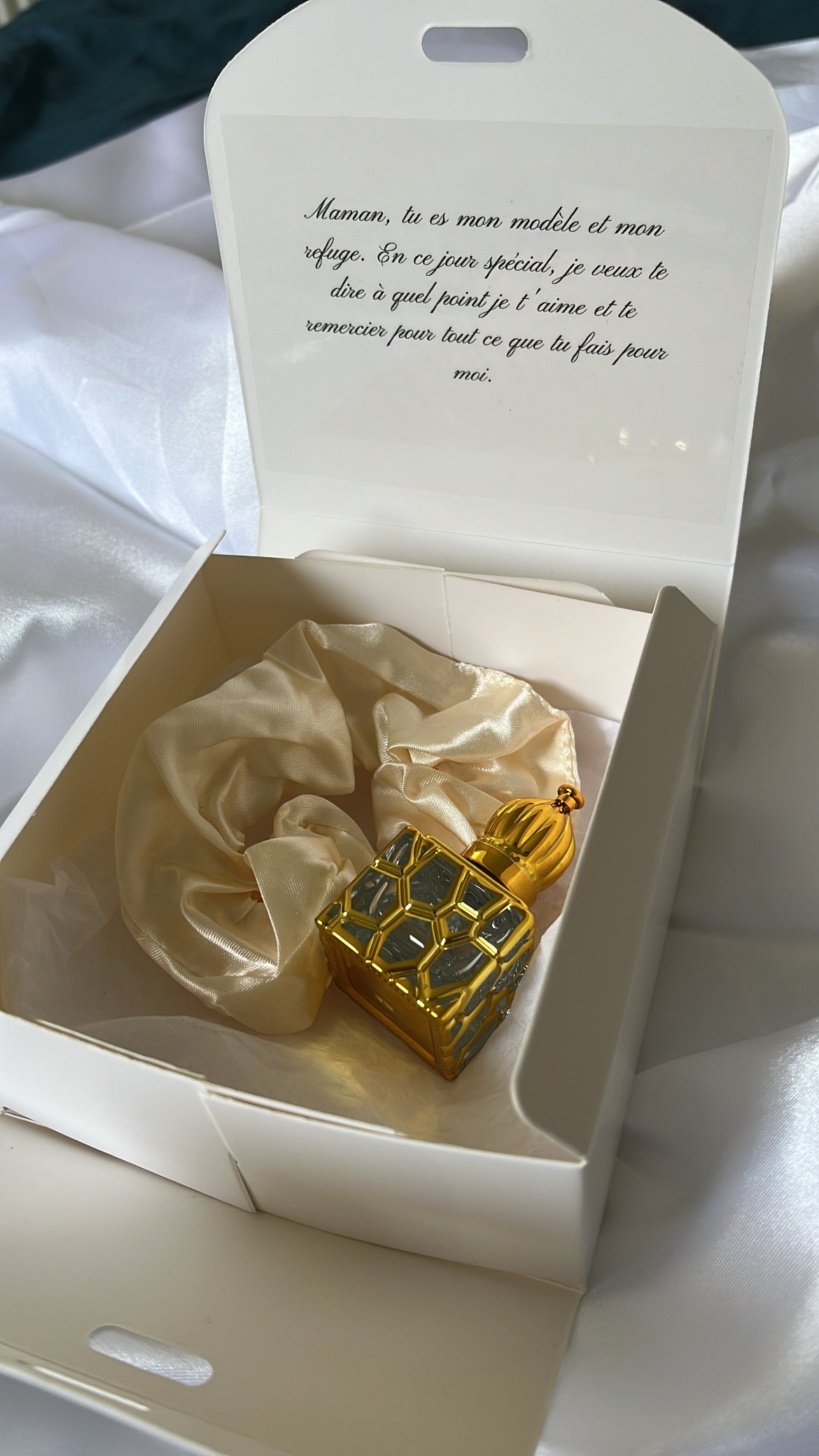 Boîte Cadeau Personnalisé - Miroir, Chouchou, Musc