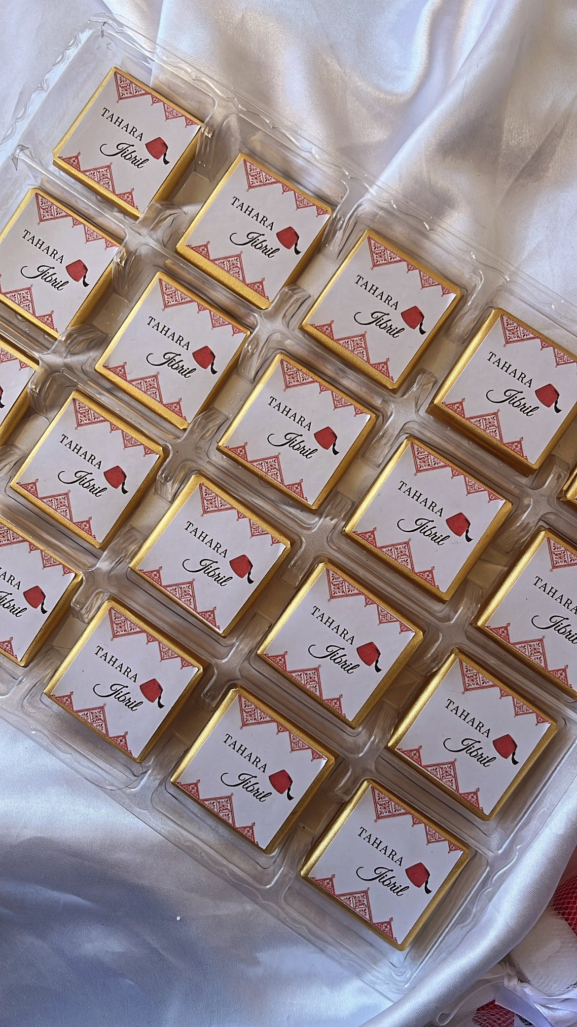 Lot de 50 chocolats événementiels -
Sans personnalisation